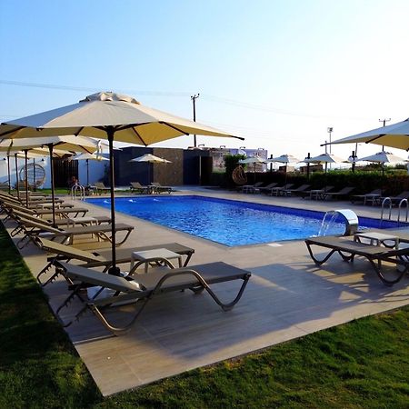 ניקוסיה Cezar'S Airport Hotel מראה חיצוני תמונה