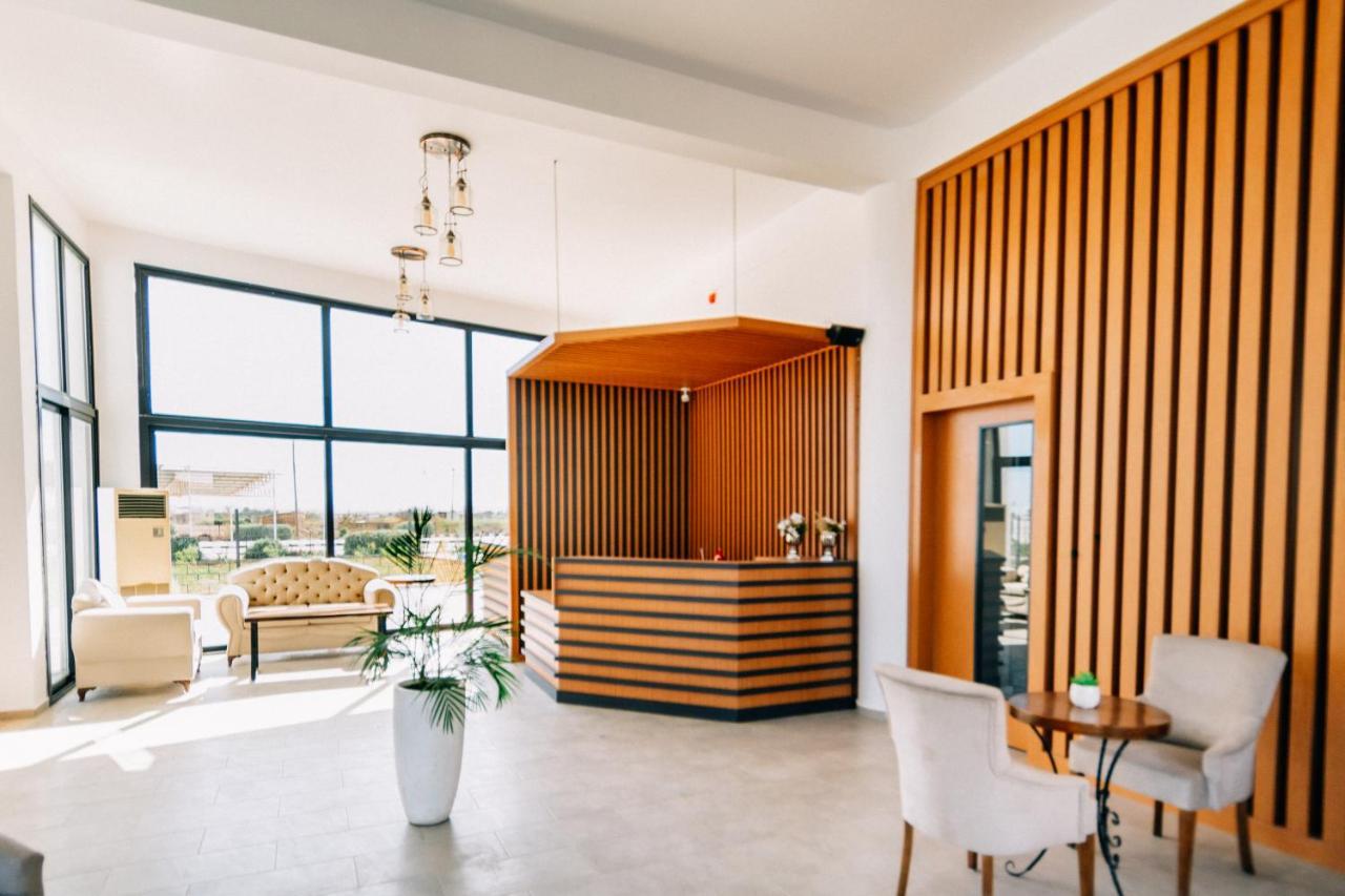 ניקוסיה Cezar'S Airport Hotel מראה חיצוני תמונה