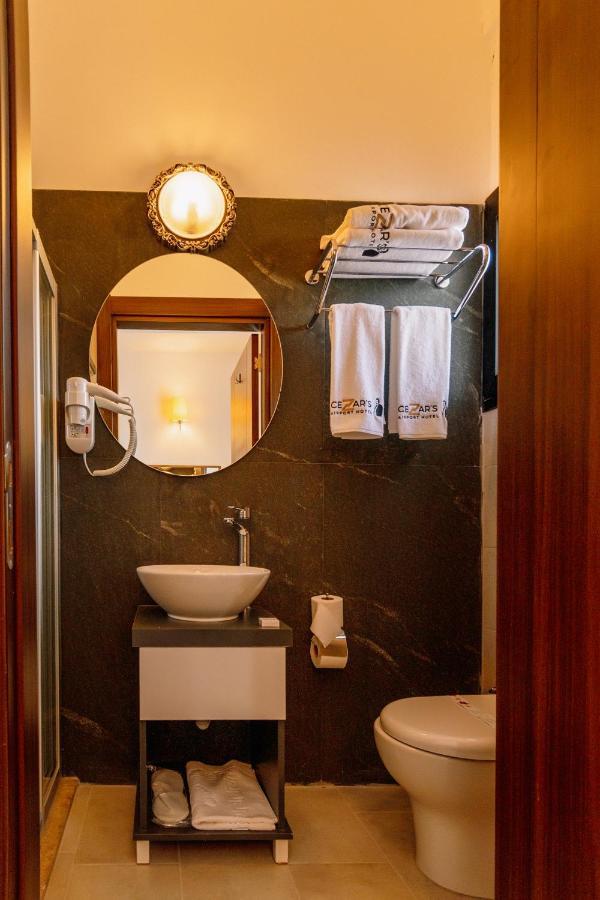 ניקוסיה Cezar'S Airport Hotel מראה חיצוני תמונה