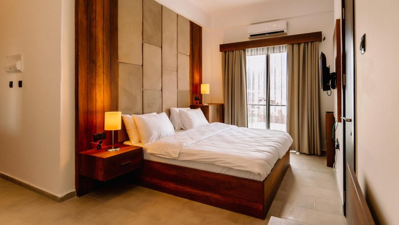 ניקוסיה Cezar'S Airport Hotel מראה חיצוני תמונה