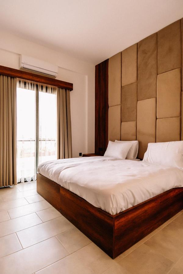 ניקוסיה Cezar'S Airport Hotel מראה חיצוני תמונה