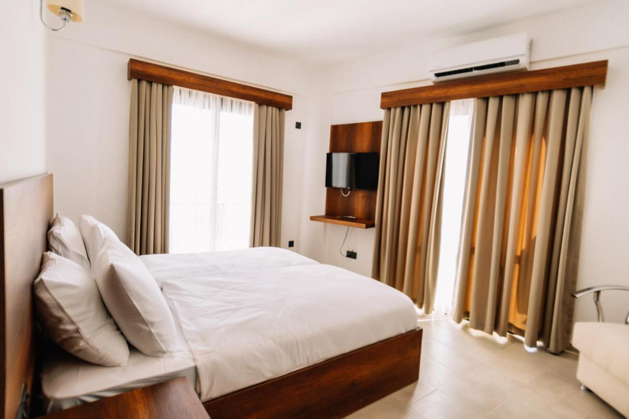 ניקוסיה Cezar'S Airport Hotel מראה חיצוני תמונה