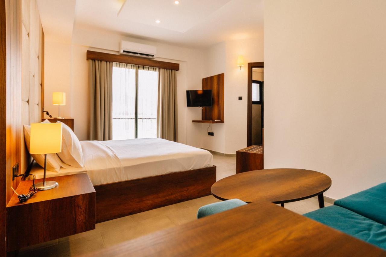 ניקוסיה Cezar'S Airport Hotel מראה חיצוני תמונה